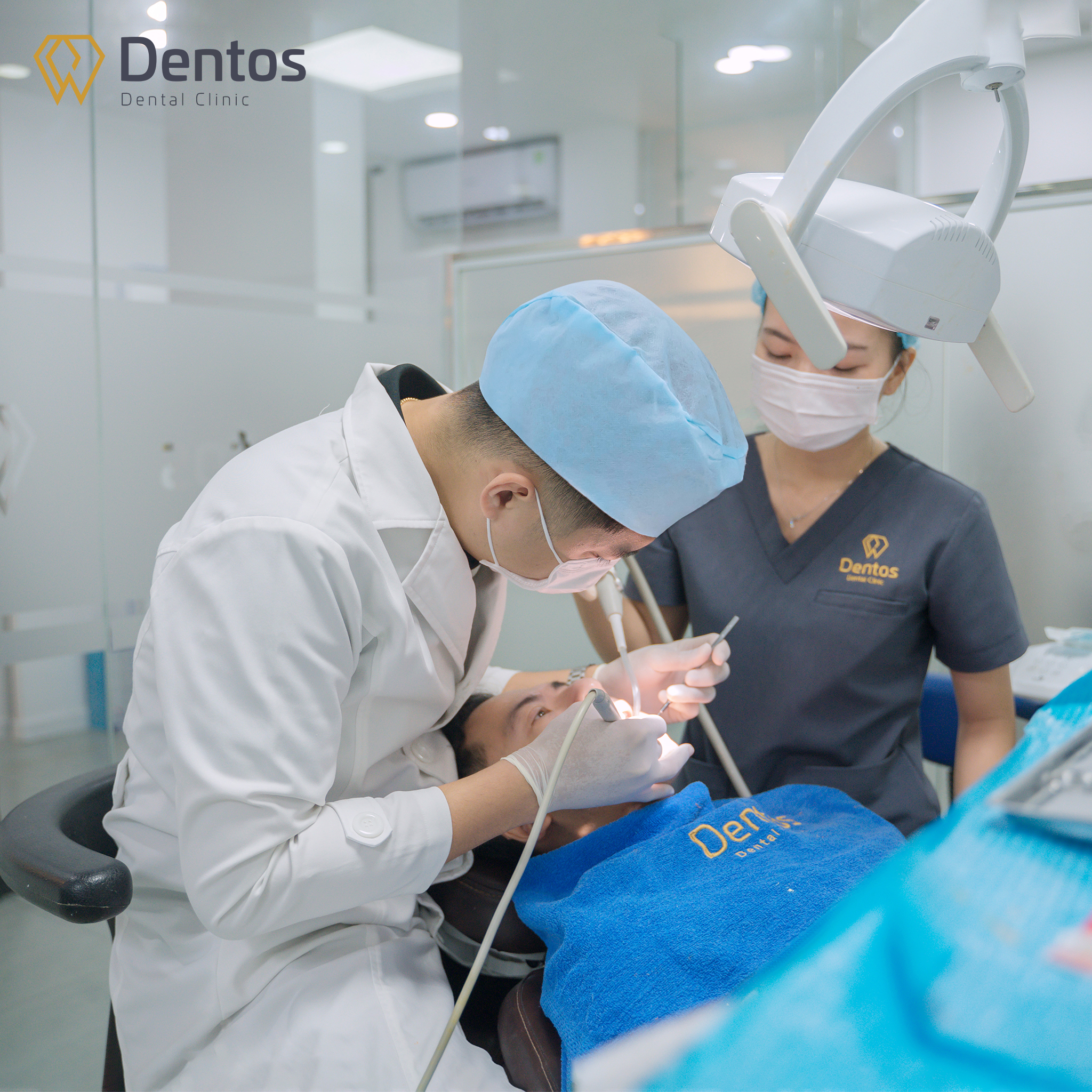 Nền tảng vững chắc cho uy tín của Dentos chính là đội ngũ bác sĩ chuyên môn cao